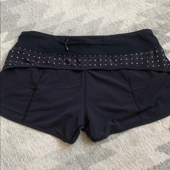 Reflective Dot Speed Up Short 2.5” 8 - Picture 2 of 6